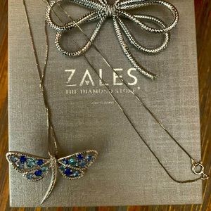 Pretty gem stone dragonfly necklace. Hangs 9 inches when clasped. Never worn.